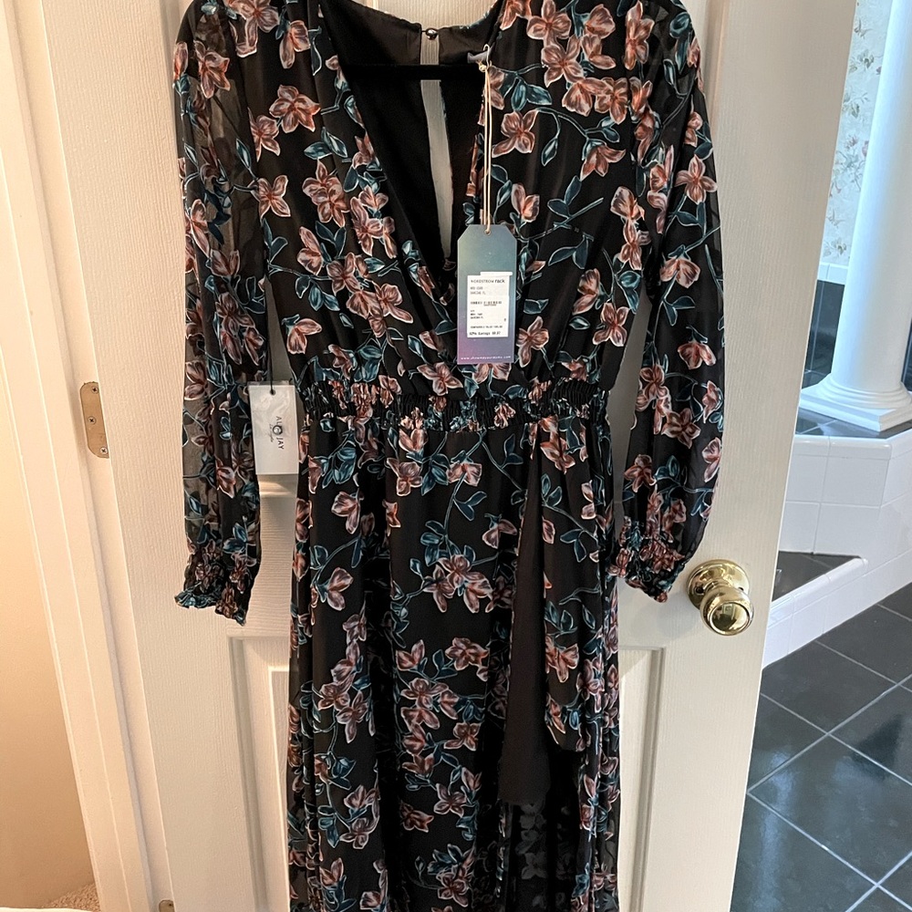 BRAND NEW! Floral Dress